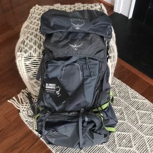 Brand New! Osprey Atmos 65 size L
